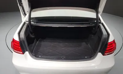 Mercedes-Benz E-Class 2014, 138666 км, за 6291.39 USD - фото 20