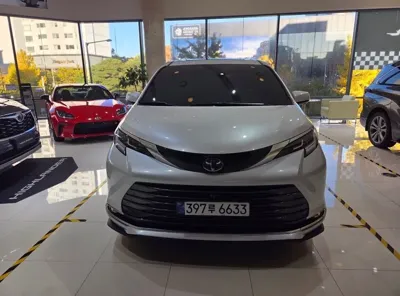 Toyota Sienna 2025, 2665 км, за 45537.38 USD