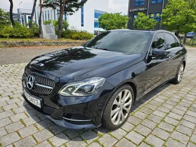 Mercedes-Benz E-Class 2014, 210327 км, за 4759.09 USD