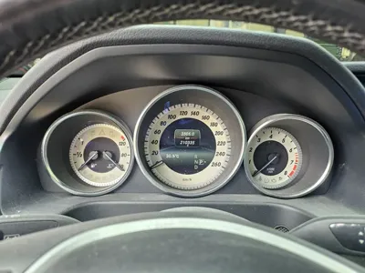 Mercedes-Benz E-Class 2014, 210327 км, за 4759.09 USD - фото 19