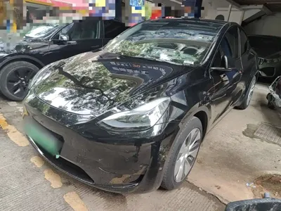 Tesla Model Y 2022, 46500 км, за 23219.09 USD