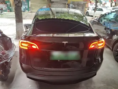 Tesla Model Y 2022, 46500 км, за 23284.83 USD - фото 6