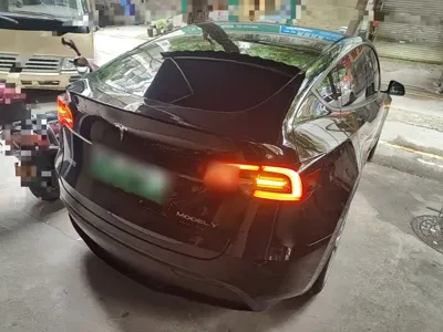 Tesla Model Y 2022, 46500 км, за 23284.83 USD - фото 7