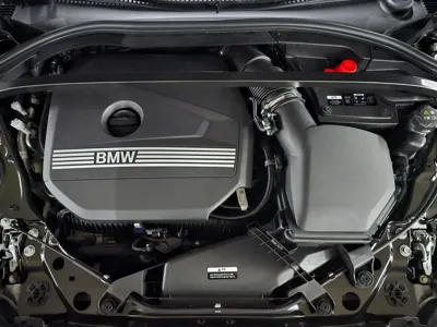 BMW 1-Series 2025, 4290 км, за 24615.99 USD - фото 6