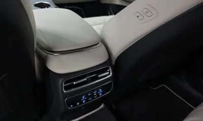 Genesis GV70 2025, 12646 км, за 39976.37 USD - фото 18