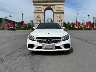 Mercedes-Benz C-Class 2021, 70000 км, за 20570.53 USD