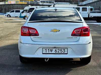ChevroletGMDaewoo Cruze 2015, 176288 км, за 1823.27 USD