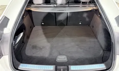Mercedes-Benz GLC-Class 2023, 61631 км, за 35430.43 USD - фото 11