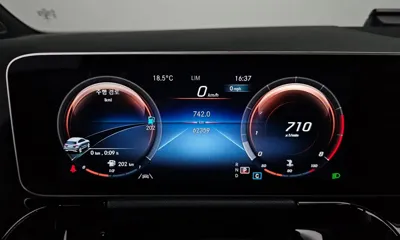 Mercedes-Benz GLA-Class 2020, 62359 км, за 18149.9 USD - фото 8