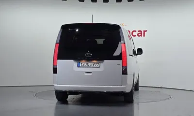Hyundai Staria 2022, 11716 км, за 30794.68 USD