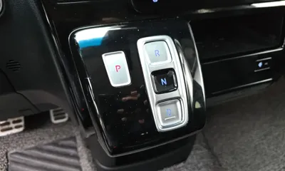 Hyundai Staria 2022, 11716 км, за 30794.68 USD - фото 9