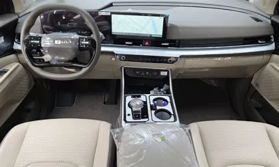 Kia Canival 2026, 5402 км, за 45537.48 USD - фото 7