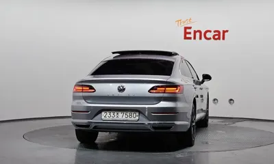 Volkswagen Arteon 2019, 94025 км, за 13131.37 USD