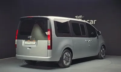 Hyundai Staria 2023, 57682 км, за 19006.61 USD