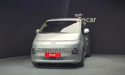 Hyundai Staria 2023, 57682 км, за 19006.61 USD