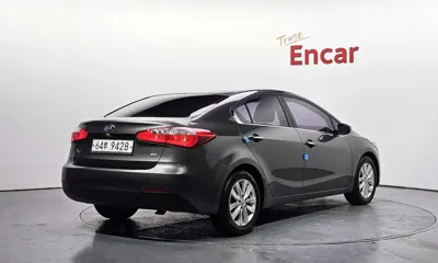 Kia K3 2013, 124936 км, за 3633.96 USD