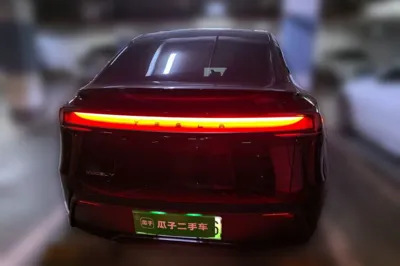 Tesla Model Y 2025, 18700 км, за 42232 USD