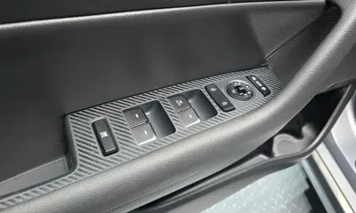 Hyundai Sonata 2016, 87873 км, за 6236.05 USD - фото 19