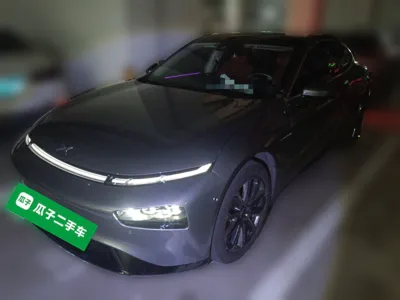 Xpeng P7 · 2022 год