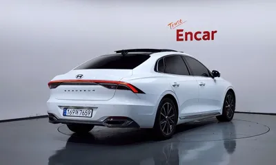 Hyundai Grandeur 2022, 76363 км, за 12990.68 USD