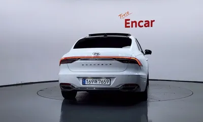 Hyundai Grandeur 2022, 76363 км, за 12990.68 USD