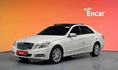 Mercedes-Benz E-Class · 2012 год