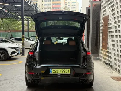 Porsche Cayenne 2025, 9000 км, за 118503.21 USD - фото 7