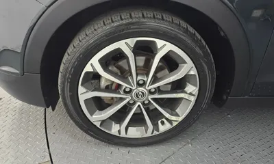 KG_Mobility_Ssangyong TIBOLI 2018, 107852 км, за 5618.72 USD