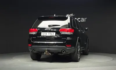 Jeep Cherokee 2018, 116334 км, за 10036.76 USD