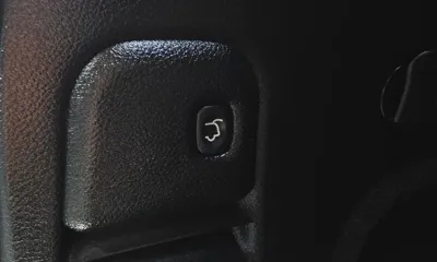 Jeep Cherokee 2018, 116334 км, за 10036.76 USD - фото 19
