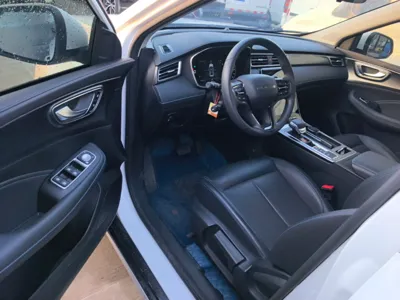 Roewe RX5 2023, 9300 км, за 11946 USD - фото 7