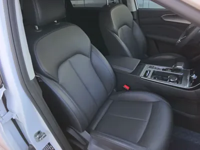 Roewe RX5 2023, 9300 км, за 11946 USD - фото 11