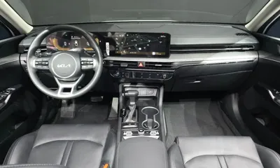 Kia K5 2026, 8490 км, за 16576.73 USD - фото 7