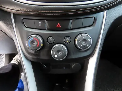 ChevroletGMDaewoo Trax 2018, 74174 км, за 4294.68 USD - фото 12