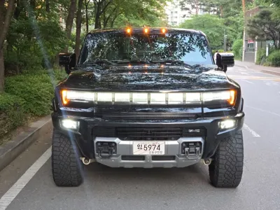 GMC Hummer EV 2024, 8000 км, за 110936.07 USD - фото 20