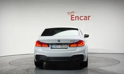 BMW 5-Series 2020, 80049 км, за 19794.69 USD