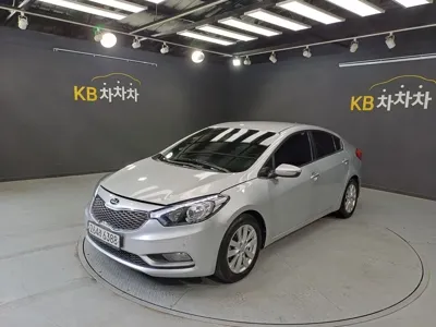 Kia K3 · 2013 год