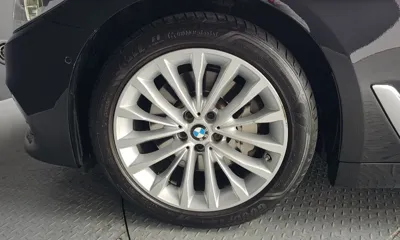 BMW 5-Series 2019, 42525 км, за 19094.81 USD