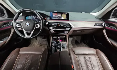BMW 5-Series 2019, 42525 км, за 19094.81 USD - фото 7