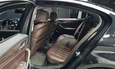 BMW 5-Series 2019, 42525 км, за 19094.81 USD - фото 11