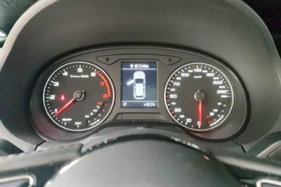 Audi A3 2019, 29400 км, за 9897 USD - фото 8
