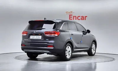 Kia Sorento 2015, 100358 км, за 8473.46 USD