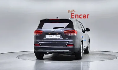 Kia Sorento 2015, 100358 км, за 8473.46 USD