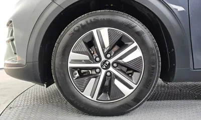 Kia Niro 2020, 140388 км, за 9846.4 USD