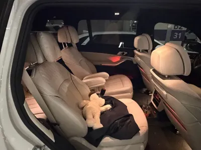 BMW X7 2026, 971 км, за 60873.92 USD - фото 15