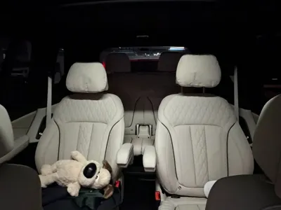 BMW X7 2026, 971 км, за 60873.92 USD - фото 16
