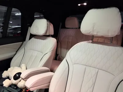 BMW X7 2026, 971 км, за 60873.92 USD - фото 18