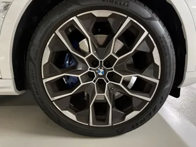 BMW X7 2026, 971 км, за 60873.92 USD - фото 19