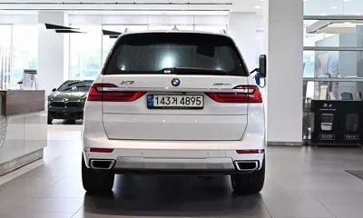 BMW X7 2022, 82612 км, за 46606.28 USD
