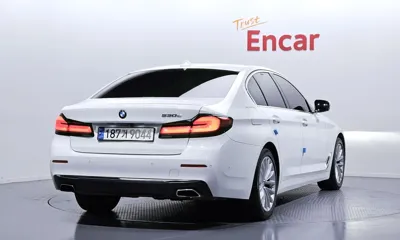 BMW 5-Series 2021, 91528 км, за 21473.4 USD